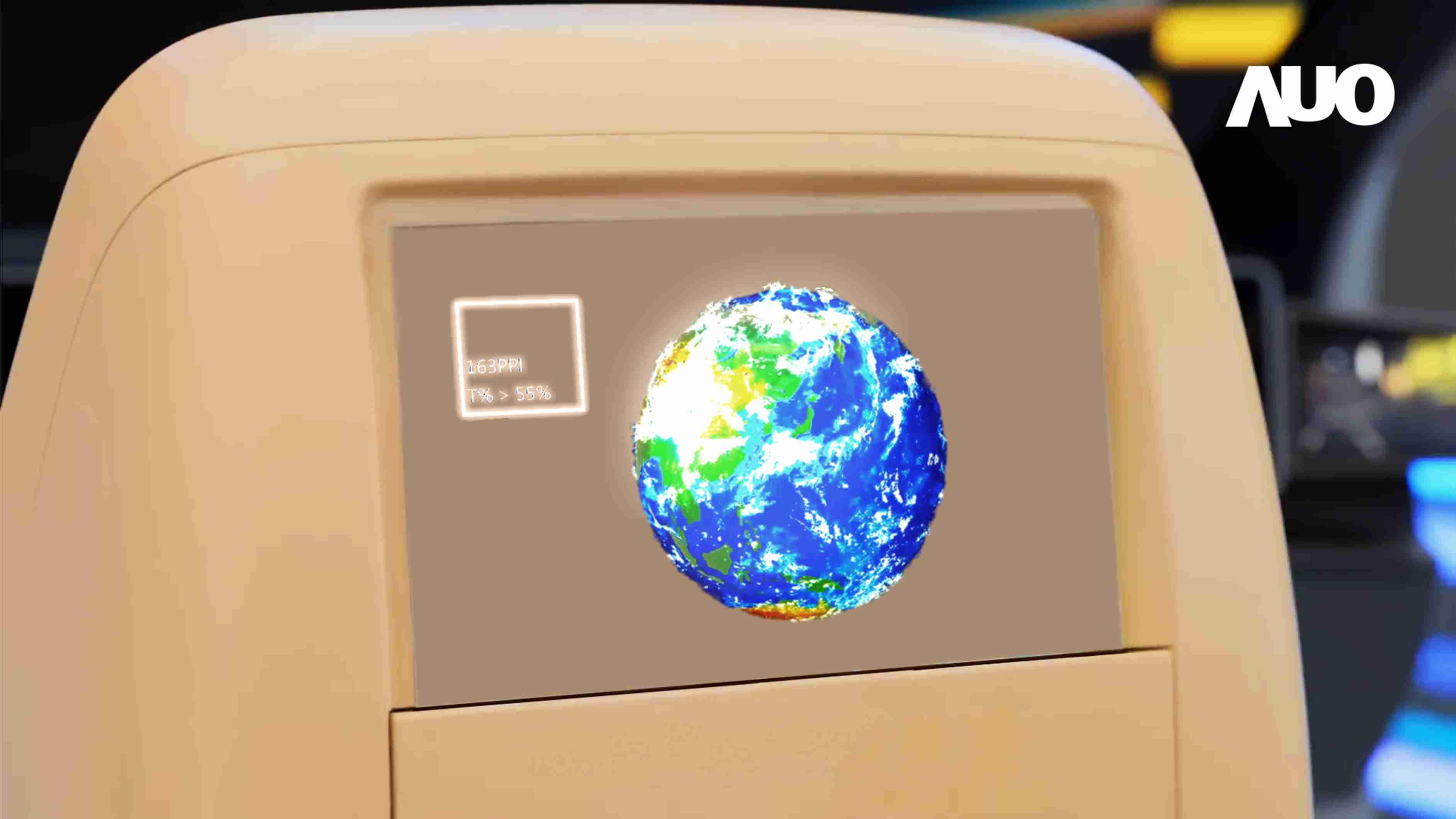 优游UB8突破设计与制程挑战，，，推出全球最高分辨率163ppi的13.5吋透明Micro LED面板，，，并积极布局智能车市场，，以期拓展透明显示应用的可能性